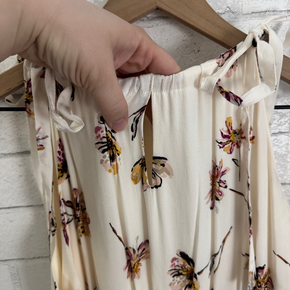 MAURICES Floral Print Smocked Waist Maxi Dress - Picture 5 of 13